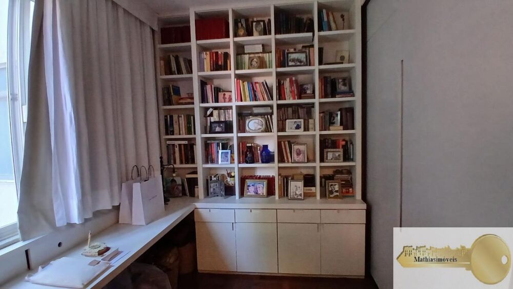 Apartamento à venda com 3 quartos, 160m² - Foto 13