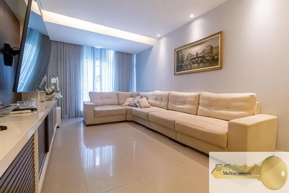 Apartamento, 3 quartos, 156 m² - Foto 1