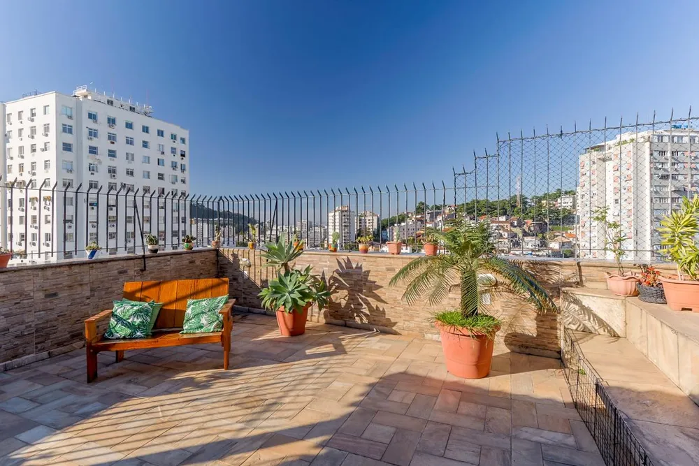 Cobertura, 3 quartos, 208 m² - Foto 3