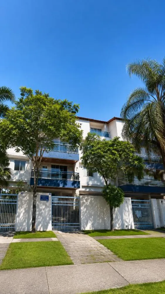 Cobertura, 3 quartos, 205 m² - Foto 1