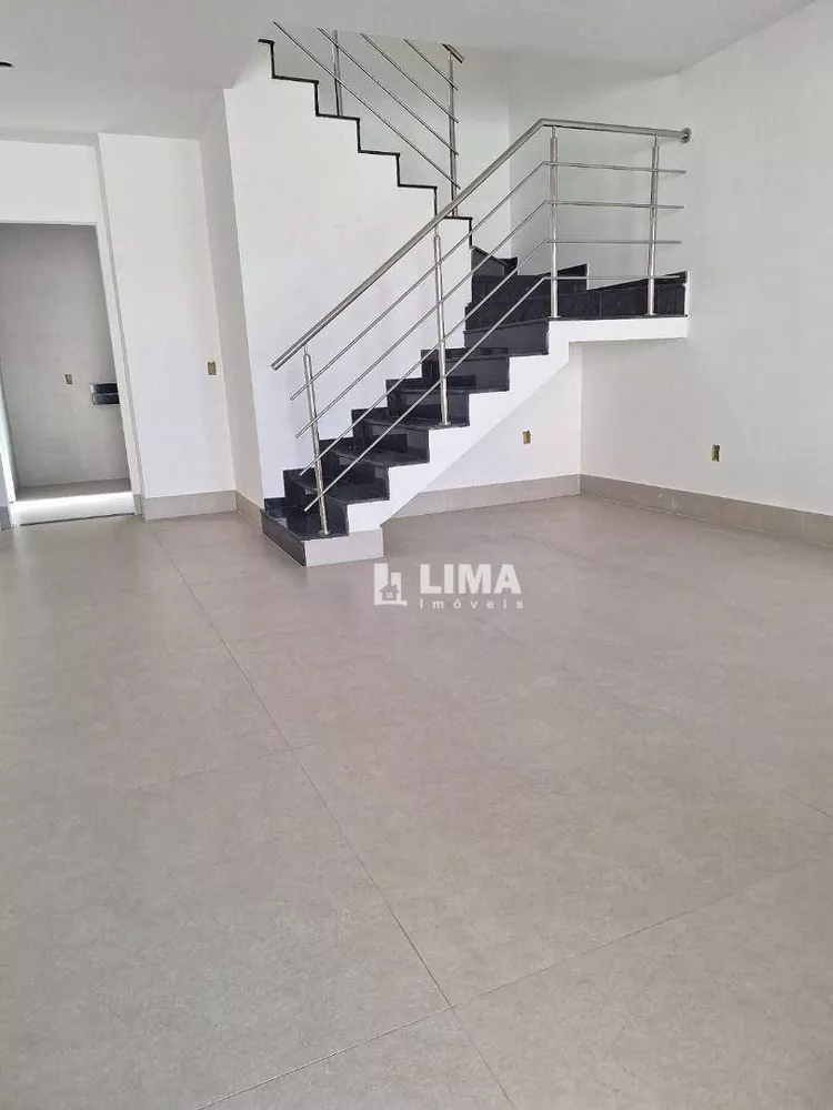 Casa, 3 quartos, 160 m² - Foto 2