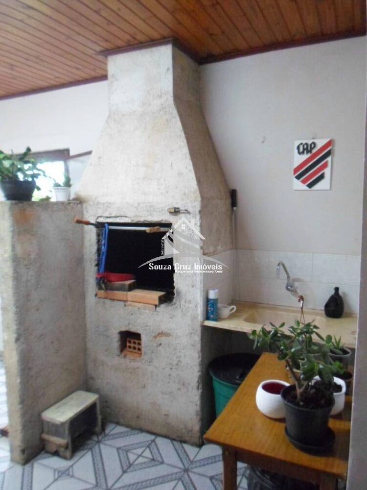 Casa à venda com 3 quartos, 130m² - Foto 2