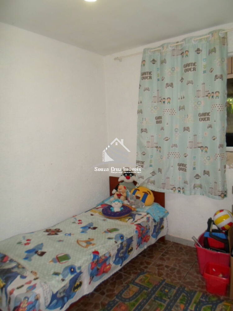 Casa à venda com 2 quartos, 50m² - Foto 2