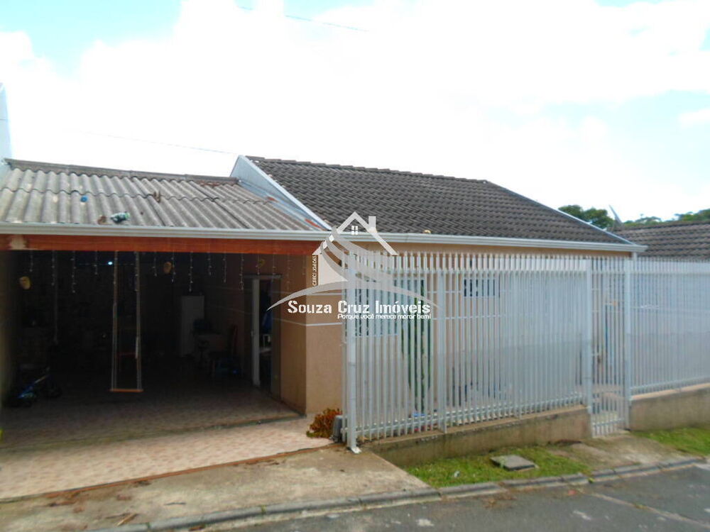 Casa à venda com 3 quartos, 80m² - Foto 1