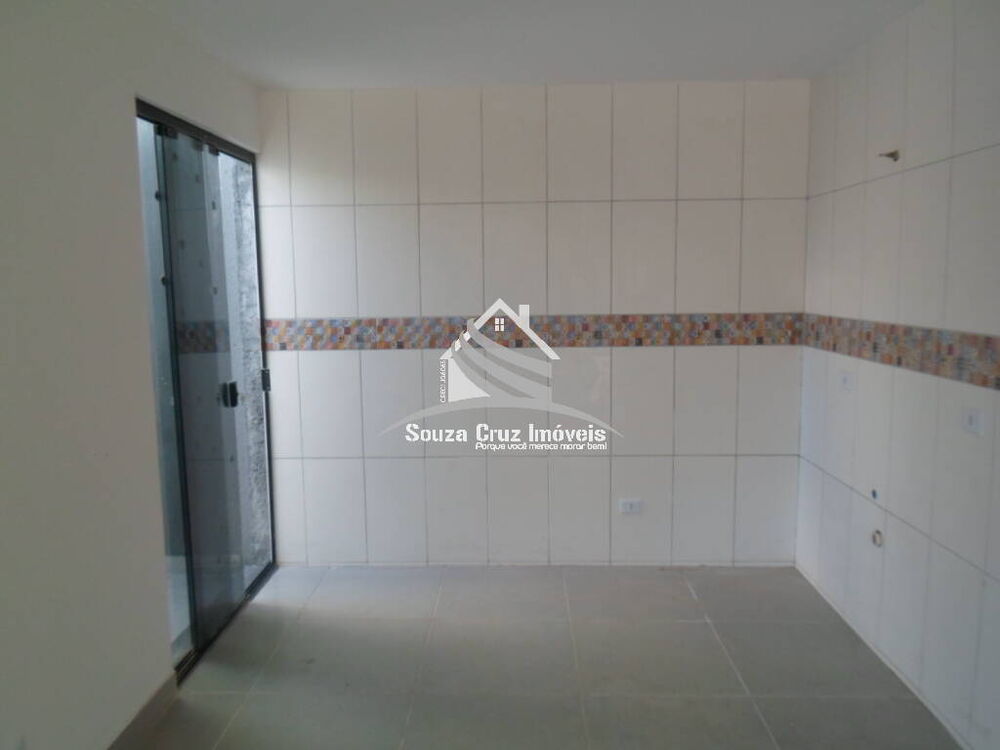 Casa à venda com 3 quartos, 53m² - Foto 2