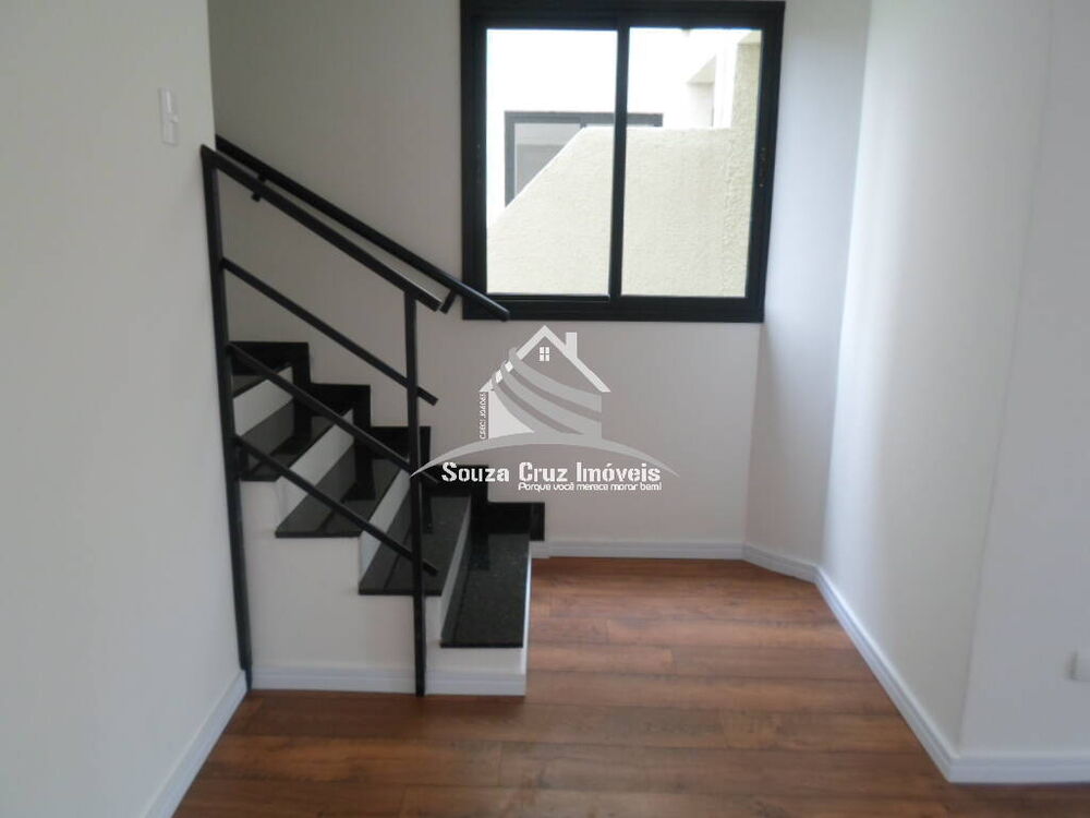 Sobrado à venda com 3 quartos, 110m² - Foto 2