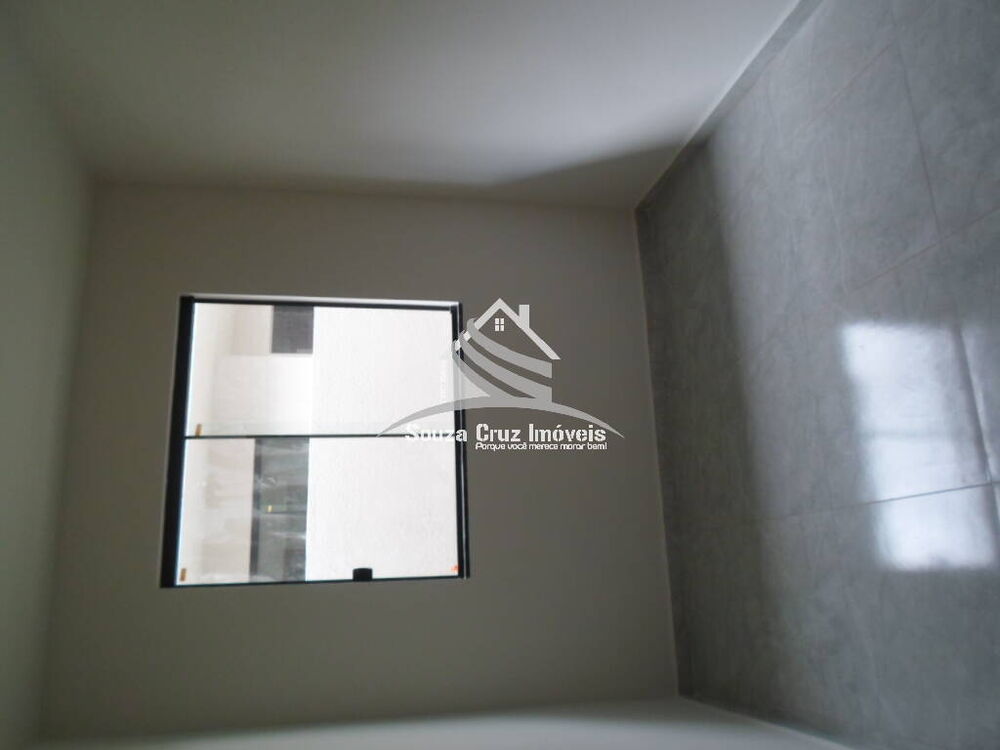 Casa à venda com 3 quartos, 60m² - Foto 3