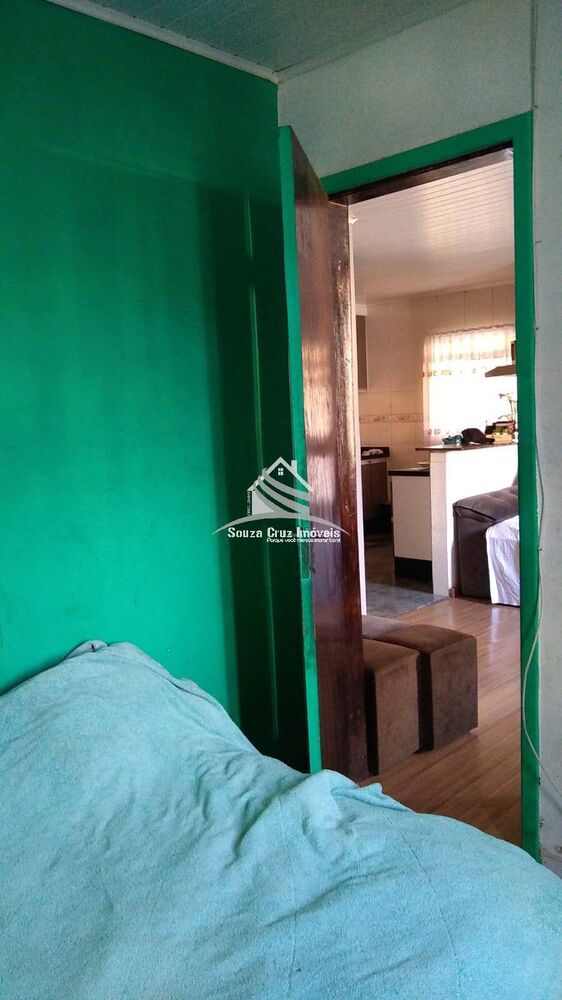 Casa à venda com 2 quartos, 70m² - Foto 1