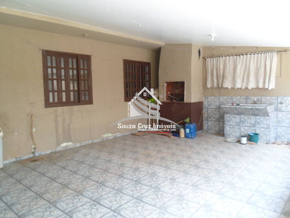 Casa à venda com 2 quartos, 90m² - Foto 3