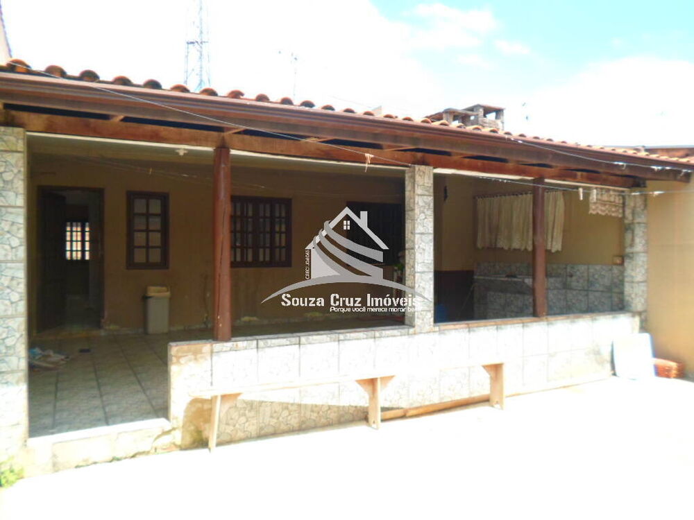 Casa à venda com 2 quartos, 90m² - Foto 1