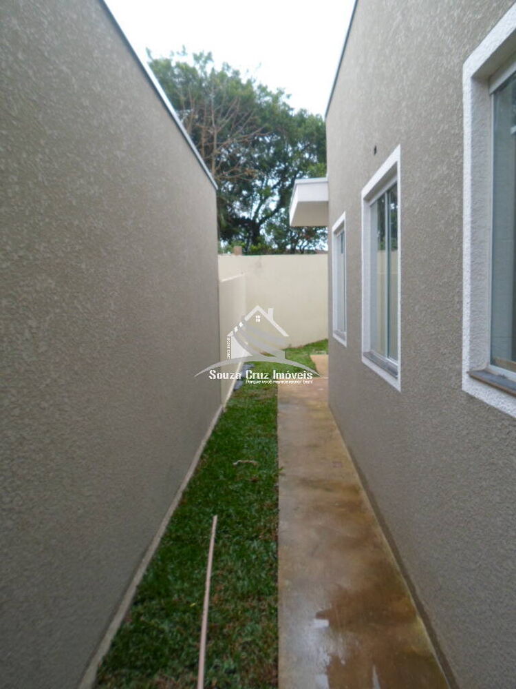 Casa à venda com 3 quartos, 51m² - Foto 4