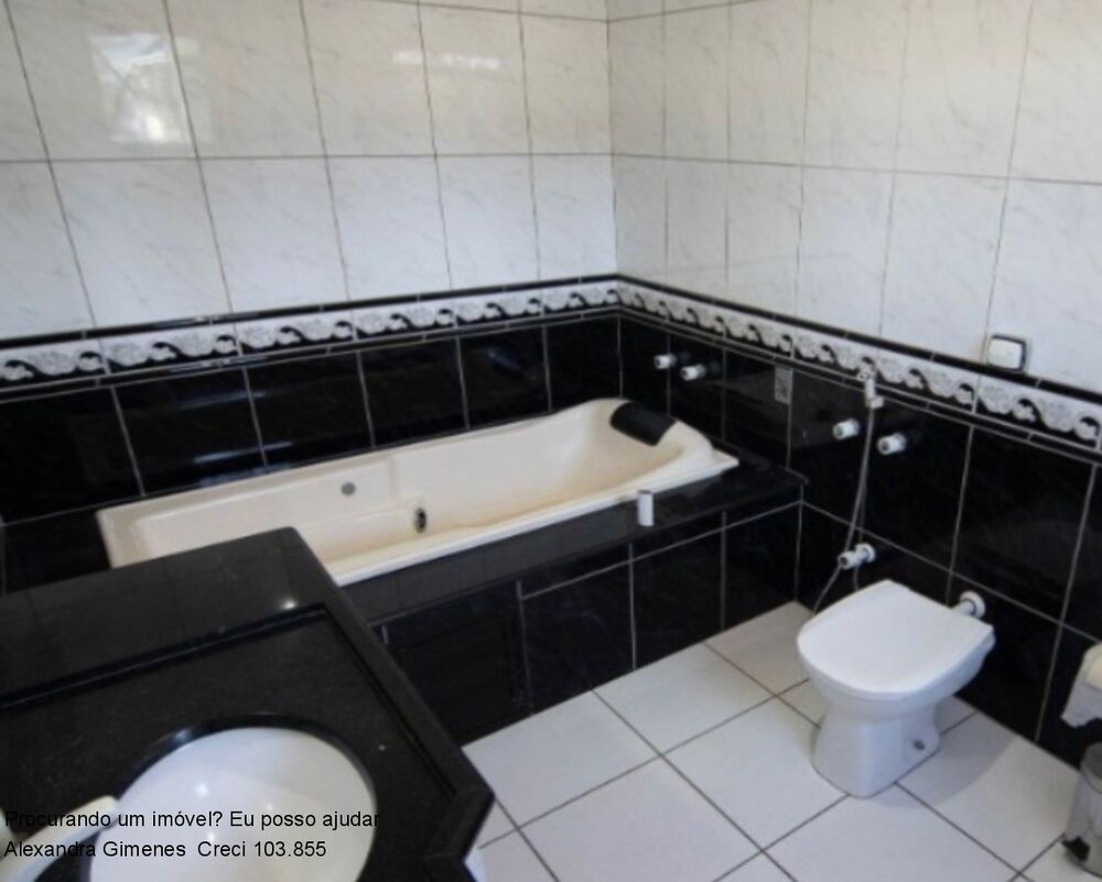 Casa, 4 quartos, 289 m² - Foto 1