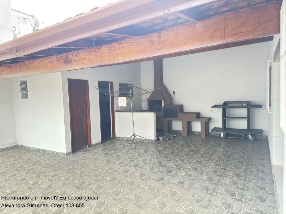 Casa, 4 quartos, 179 m² - Foto 1