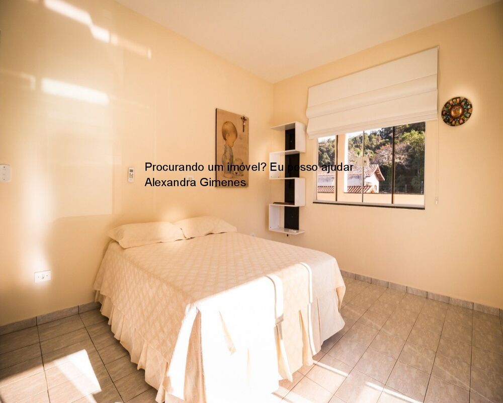 Casa à venda com 4 quartos, 230m² - Foto 3