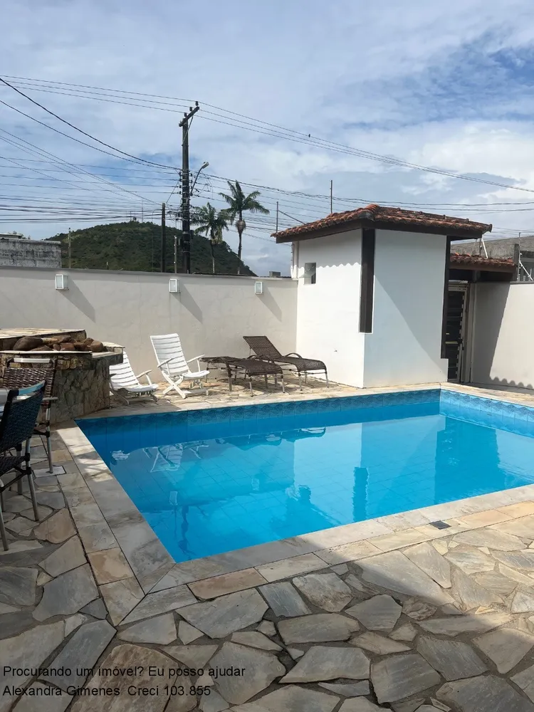 Casa, 3 quartos, 221 m² - Foto 3