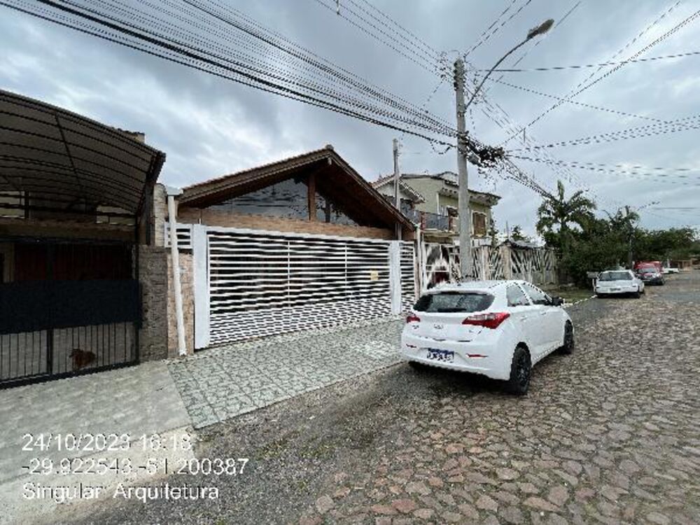 Casa à venda com 2 quartos, 150m² - Foto 1