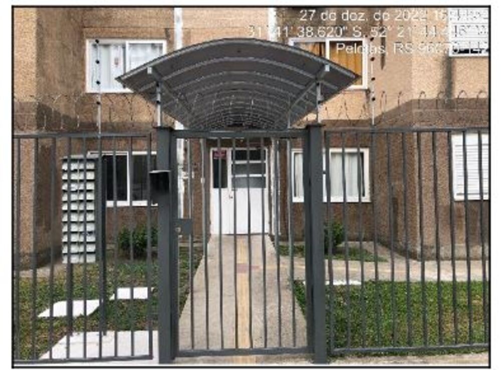 Apartamento à venda com 2 quartos, 10m² - Foto 2