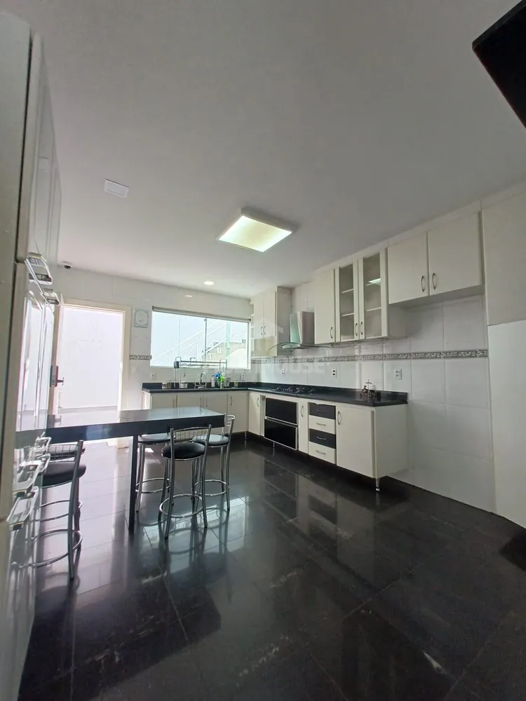 Casa, 4 quartos, 400 m² - Foto 4