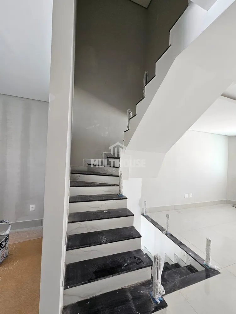 Casa, 3 quartos, 210 m² - Foto 7