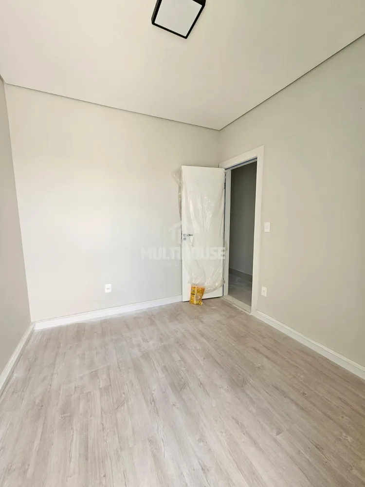 Casa, 3 quartos, 210 m² - Foto 8