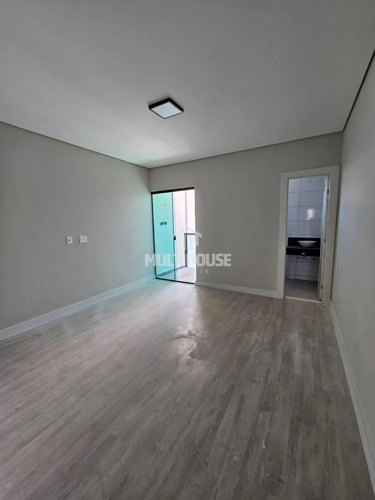 Casa, 3 quartos, 210 m² - Foto 6