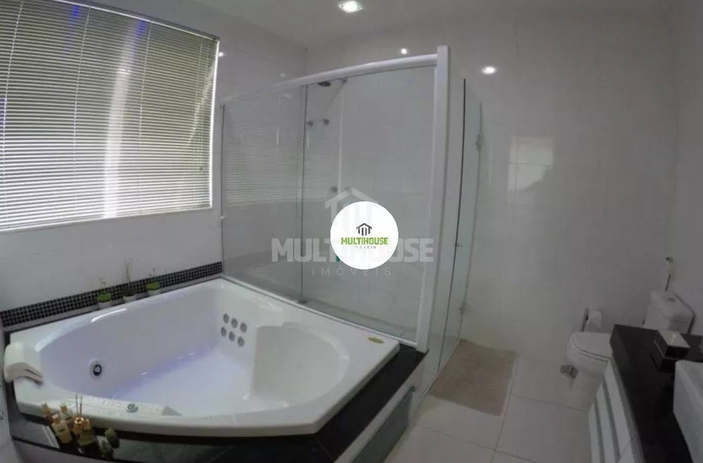 Casa, 5 quartos, 500 m² - Foto 1