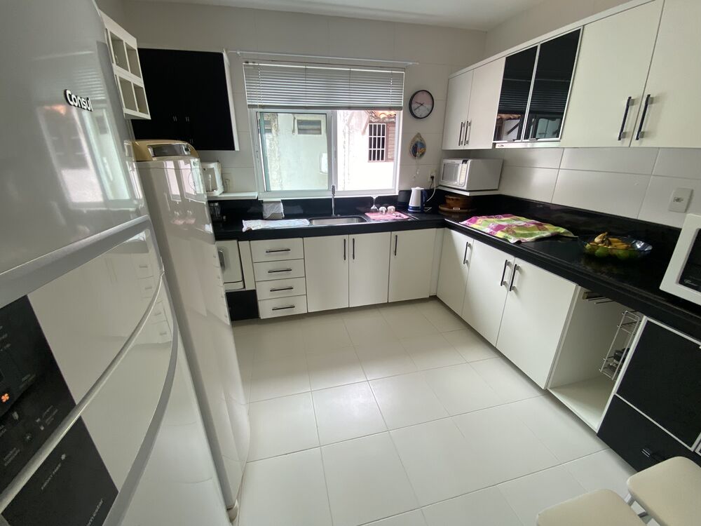 Apartamento, 101 quartos, 128 m² - Foto 1