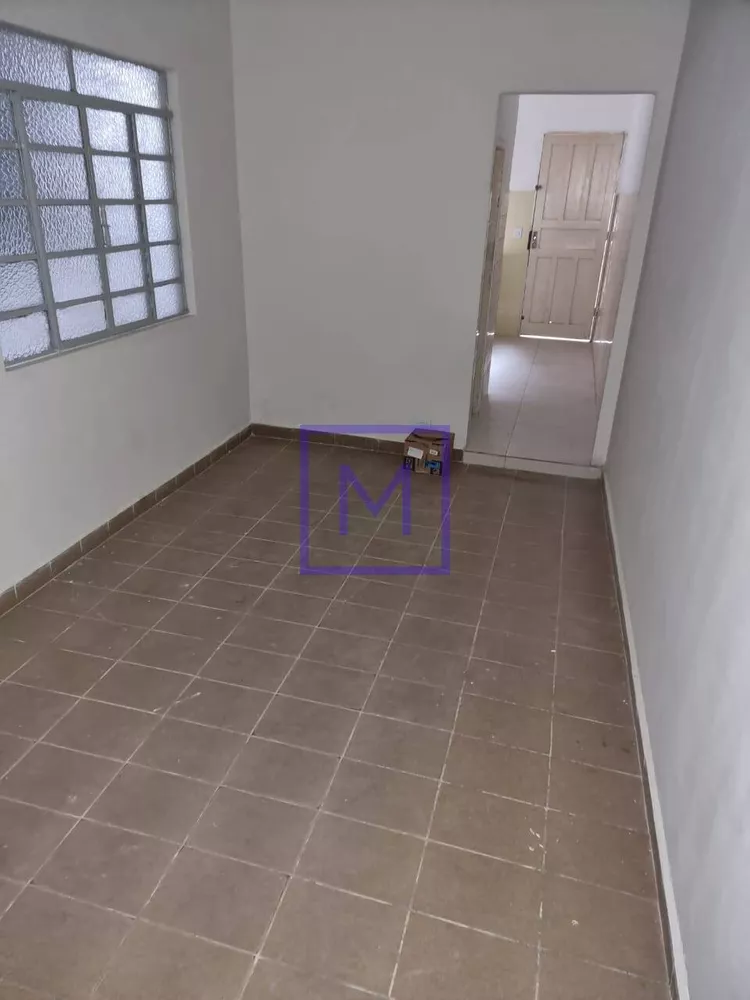 Casa para alugar com 1 quarto, 50m² - Foto 6