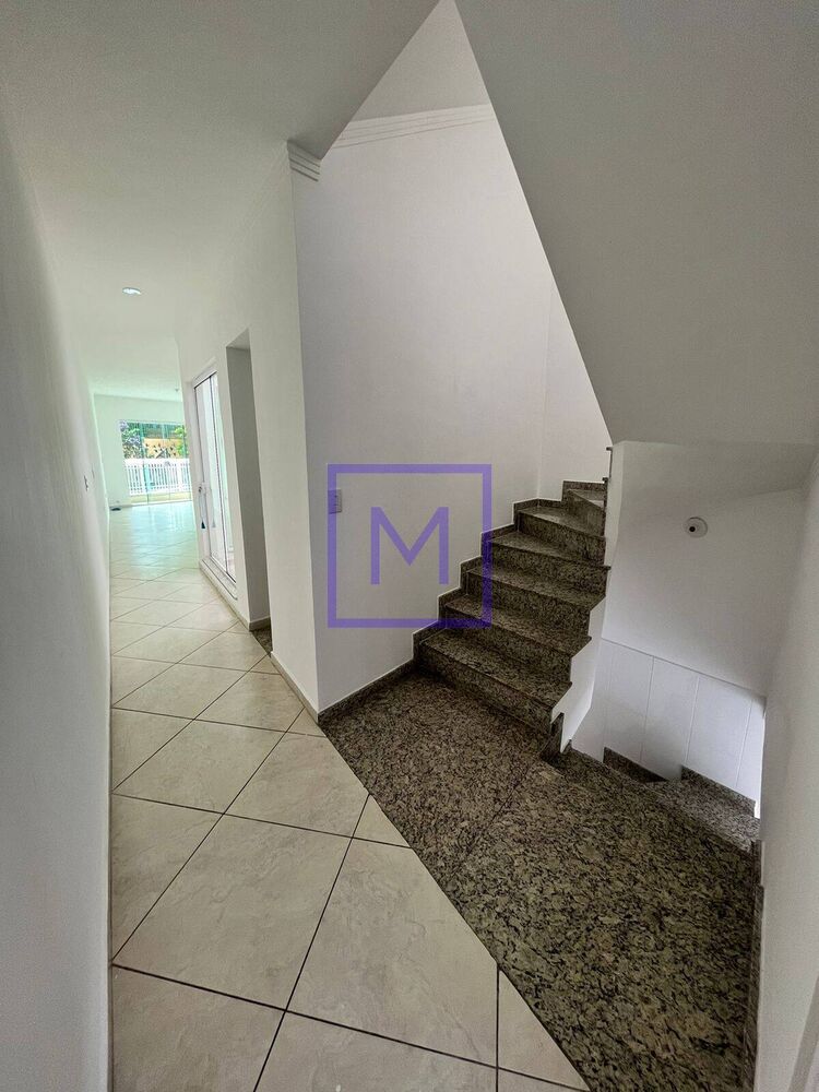 Casa à venda com 3 quartos - Foto 2