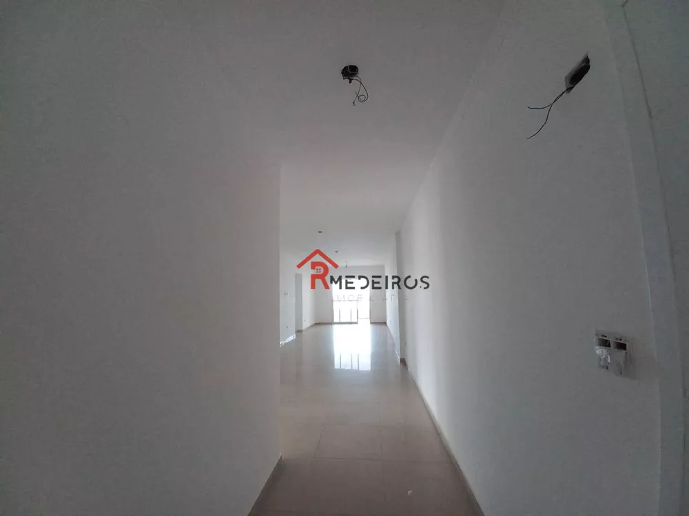 Apartamento à venda com 3 quartos, 173m² - Foto 2