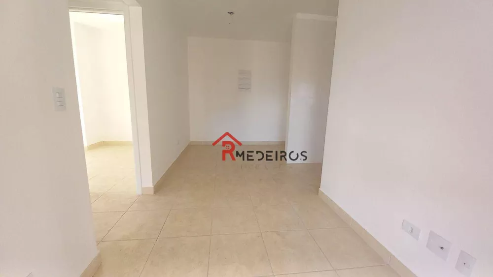 Apartamento à venda com 2 quartos, 61m² - Foto 3