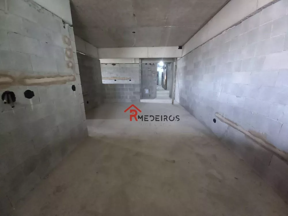 Apartamento à venda com 3 quartos, 105m² - Foto 3