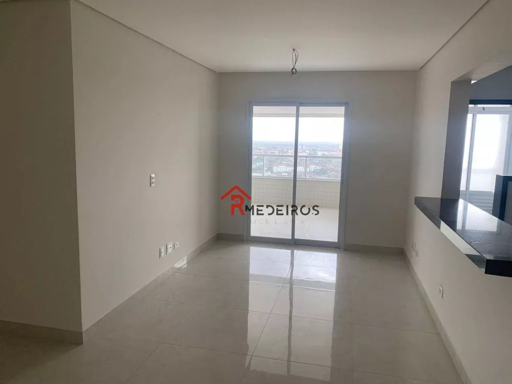 Apartamento à venda com 3 quartos, 118m² - Foto 2