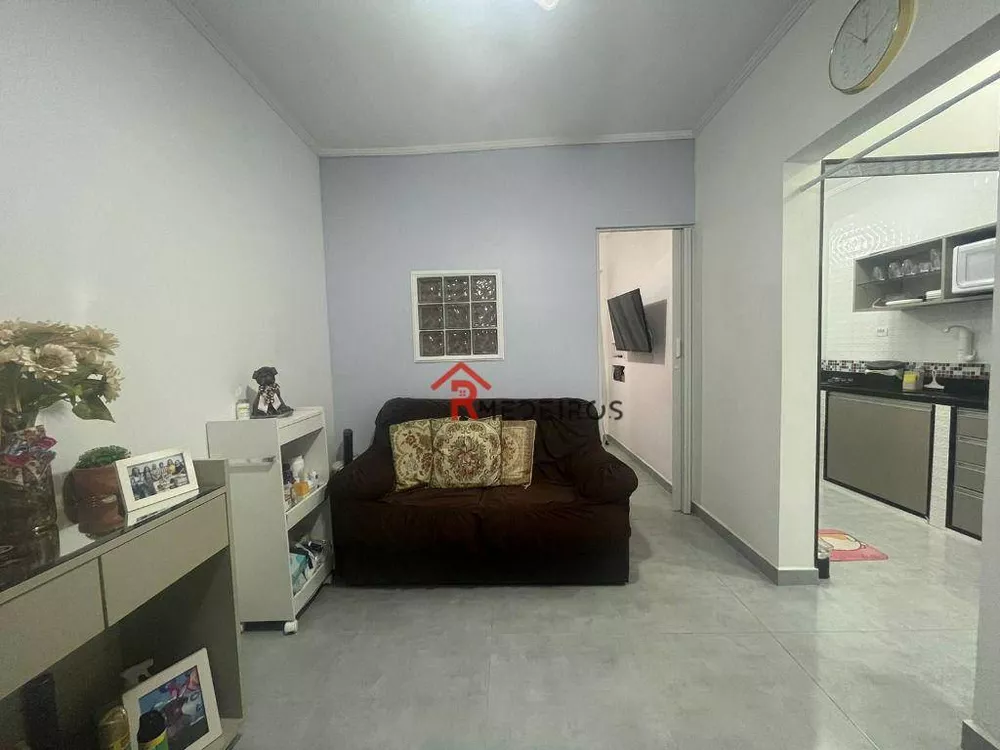 Apartamento à venda com 1 quarto, 40m² - Foto 4