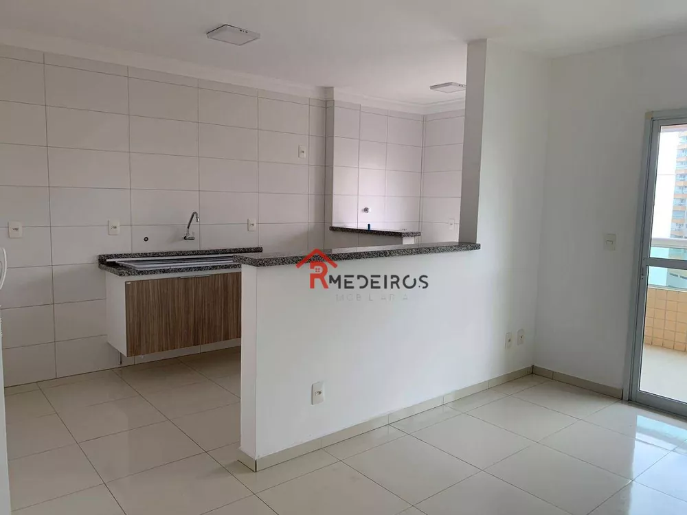 Apartamento à venda com 2 quartos, 65m² - Foto 3