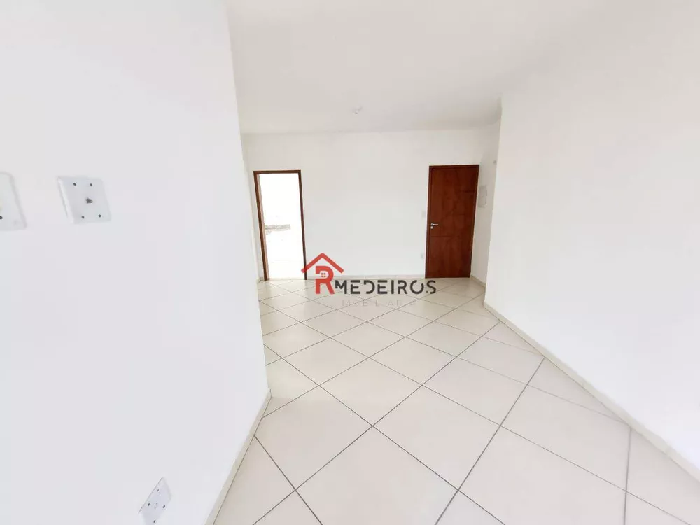 Apartamento à venda com 2 quartos, 60m² - Foto 3