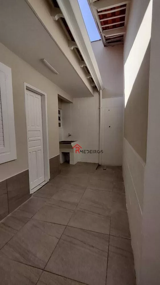 Casa à venda com 3 quartos, 82m² - Foto 6