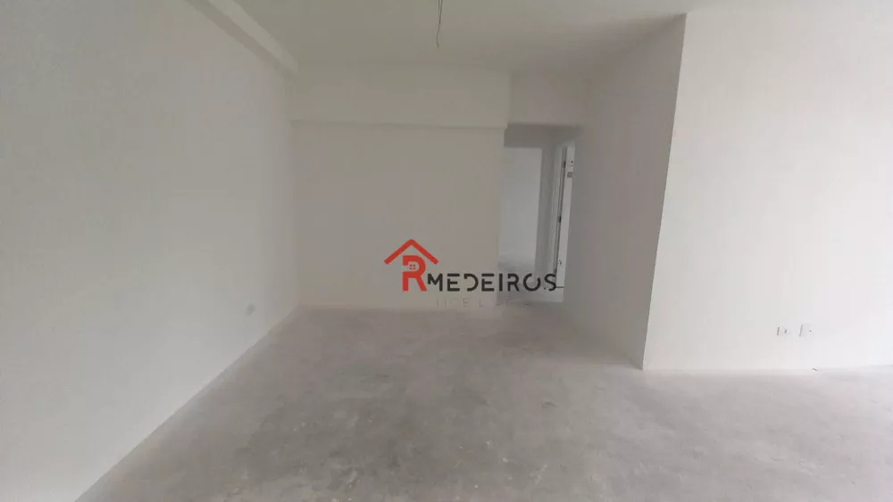 Apartamento à venda com 2 quartos, 77m² - Foto 4