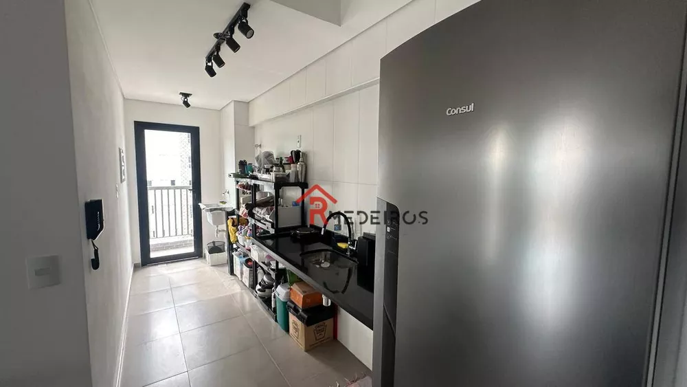 Apartamento à venda com 2 quartos, 70m² - Foto 7