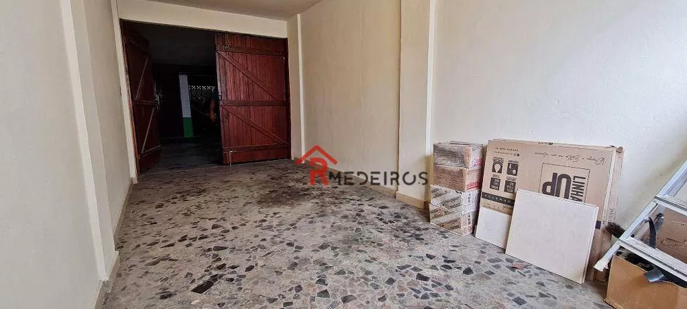 Apartamento à venda com 2 quartos, 58m² - Foto 2