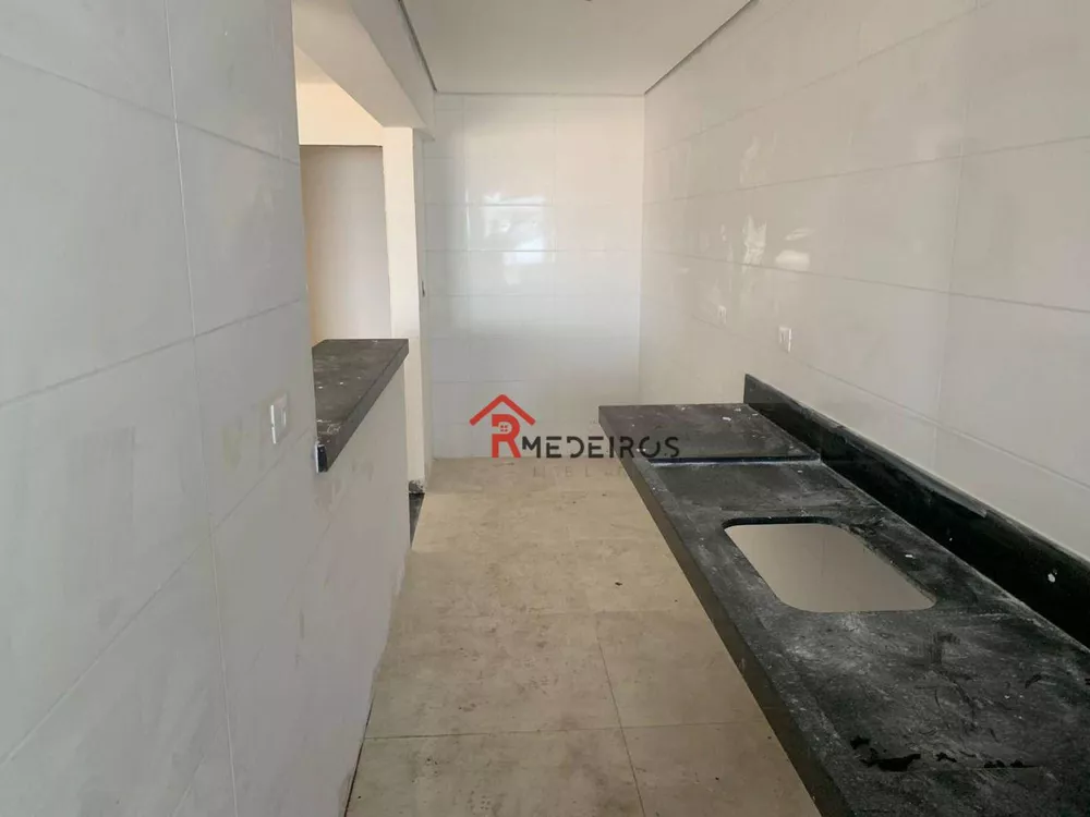 Apartamento à venda com 3 quartos, 117m² - Foto 6