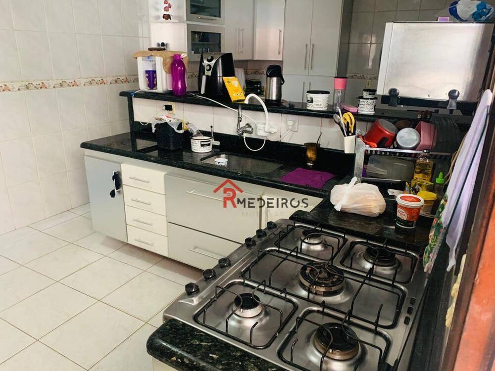 Sobrado à venda com 3 quartos, 220m² - Foto 10