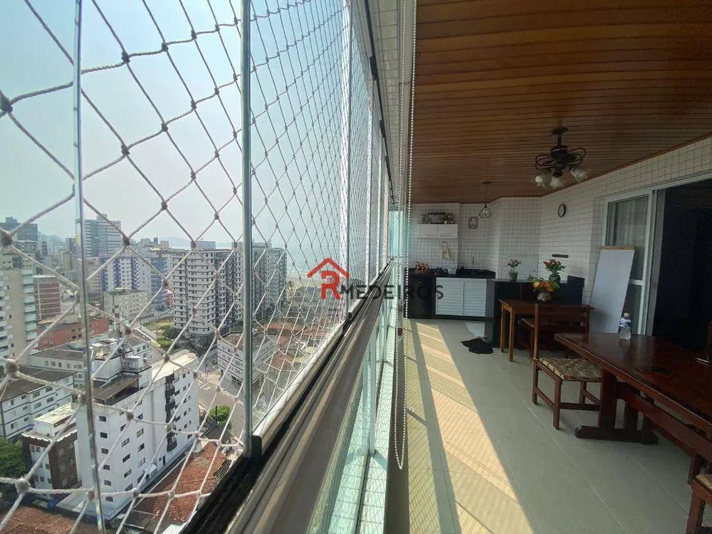 Apartamento à venda com 3 quartos, 146m² - Foto 1