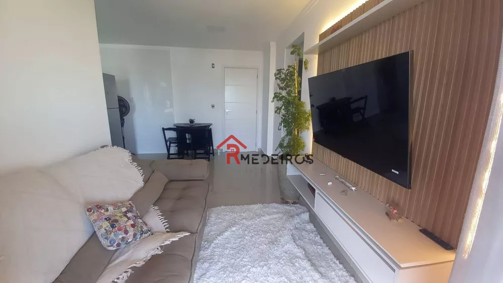 Apartamento para alugar com 2 quartos, 75m² - Foto 3