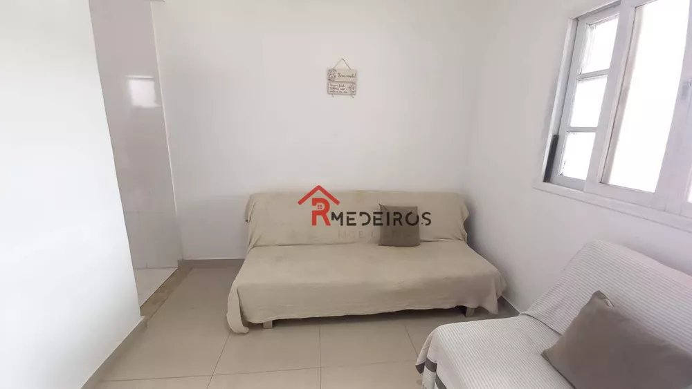 Casa à venda com 1 quarto, 55m² - Foto 3