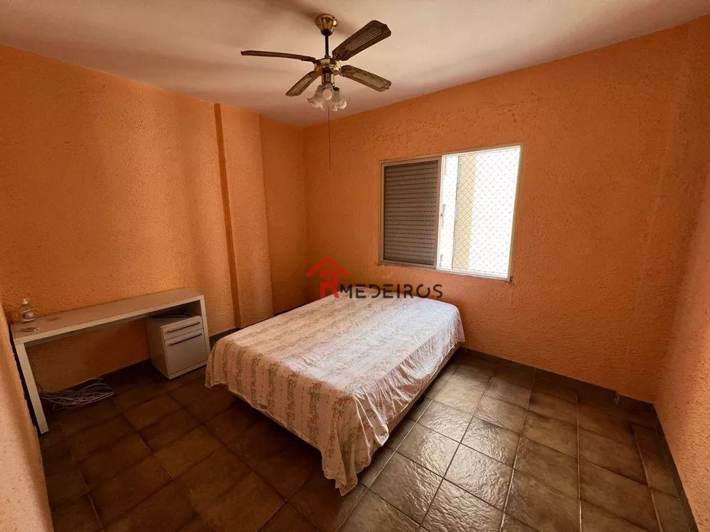 Apartamento à venda com 2 quartos, 62m² - Foto 4