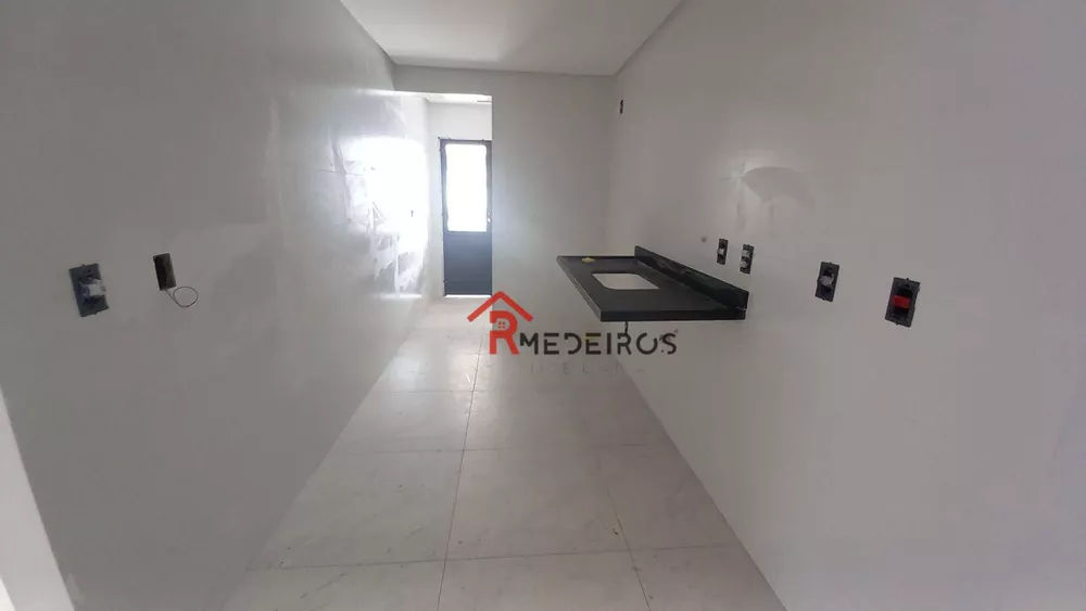 Apartamento à venda com 3 quartos, 135m² - Foto 7