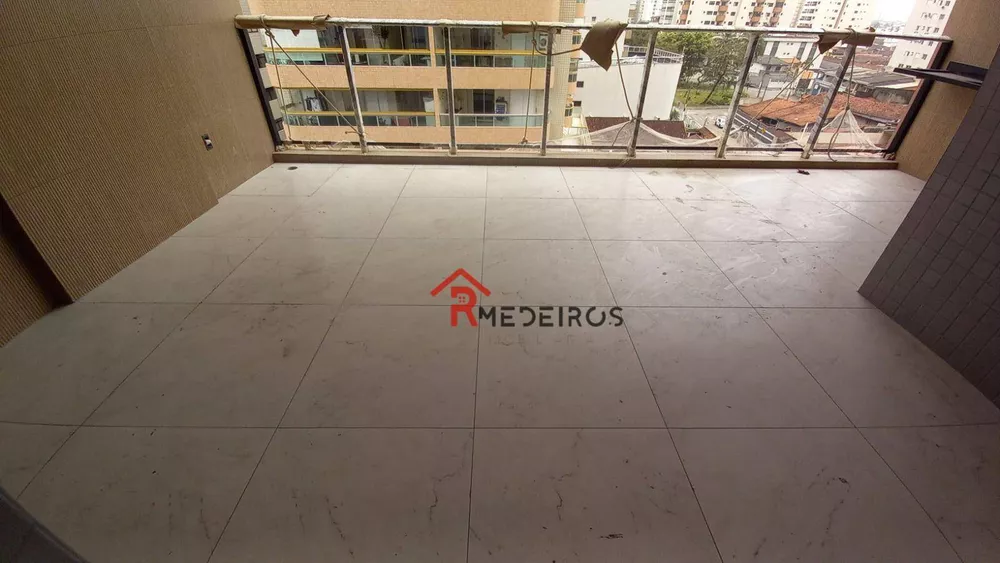 Apartamento à venda com 3 quartos, 135m² - Foto 4