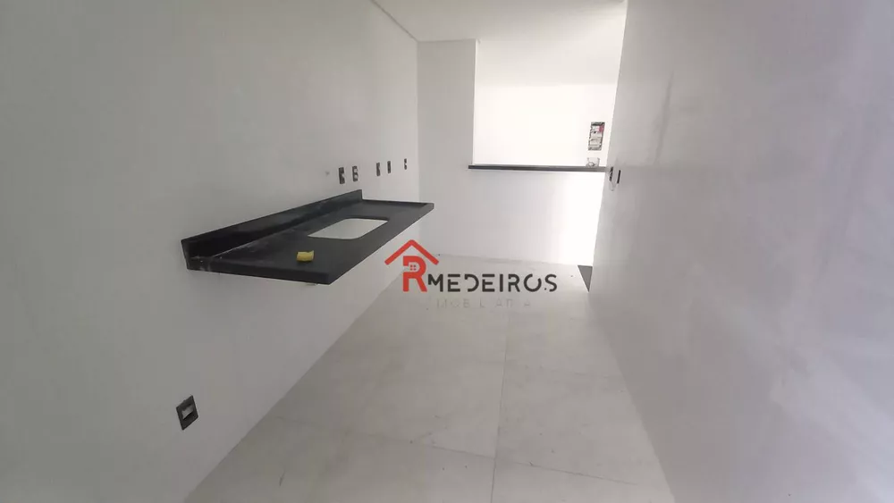 Apartamento à venda com 3 quartos, 135m² - Foto 8