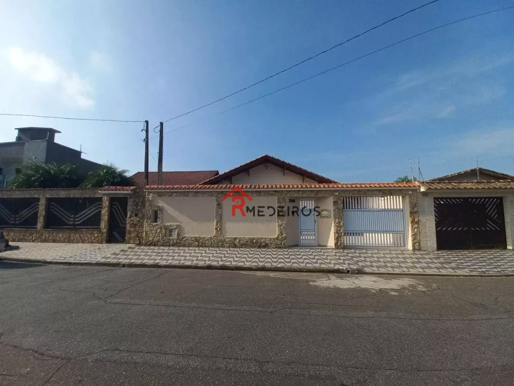 Casa à venda com 4 quartos, 189m² - Foto 2